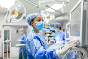 crna in operating room